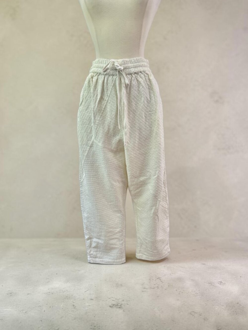 Free People Pull-On Barrel Pants in Ivory NEW Size XS